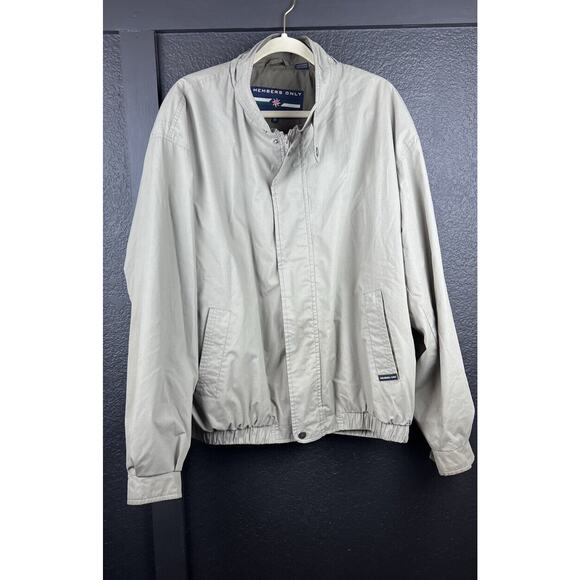 Members Only Men’s Mariner Jacket Windbreaker Full Zip Snap Size XL Long Beige - Picture 1 of 12